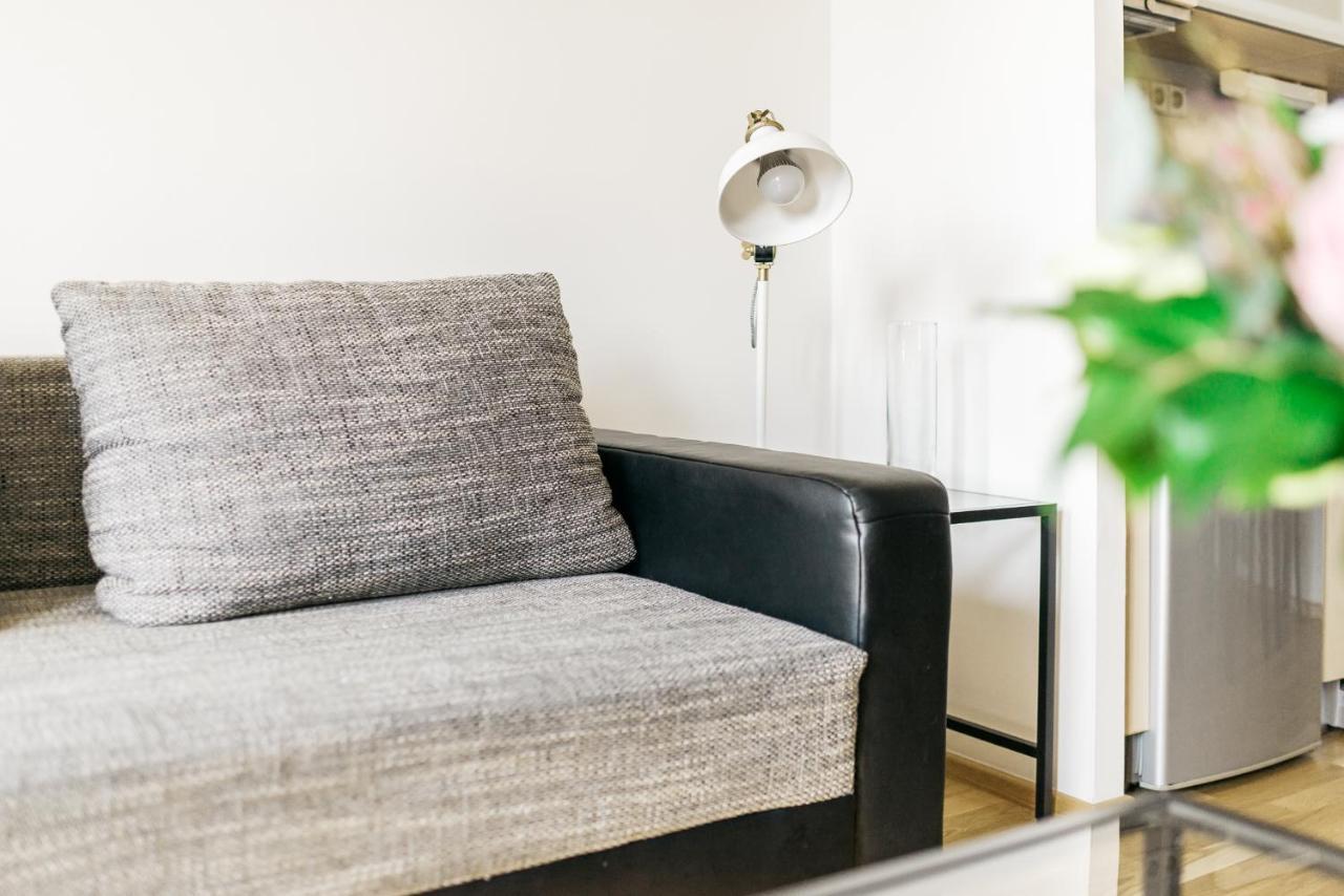 Lil Apartment With Tyn Cathedral View, Parking & Ac Прага Екстериор снимка
